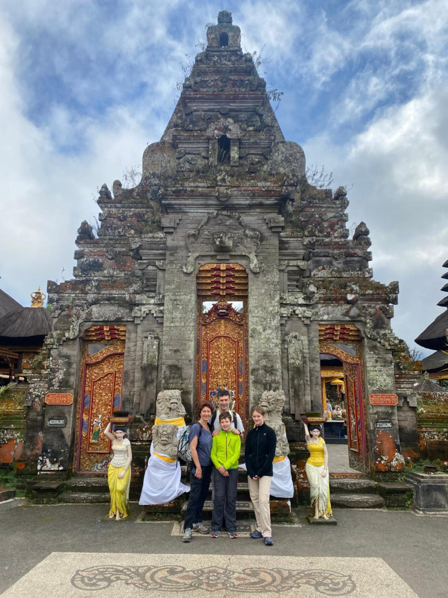 Sunwukong Guest House Ubud Kültér fotó